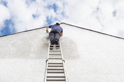 Peinture extérieure à Hambers — façades et ravalement